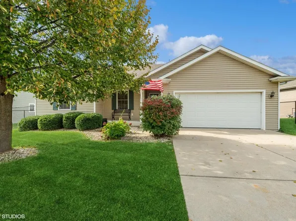 730 N Joshua Ln, Lake Geneva, WI 53147