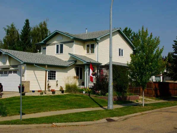 25 Hansen Close, Saint Albert, AB T8N 6J7