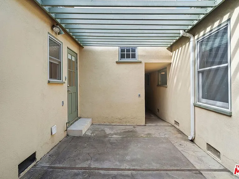 10593 Wilkins Ave — Photo 36