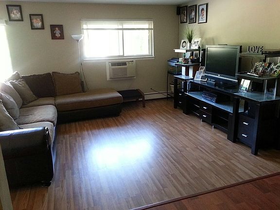 4th image of 6600 Scott Ln APT 19