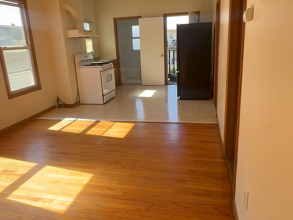 41 Delaware St #3