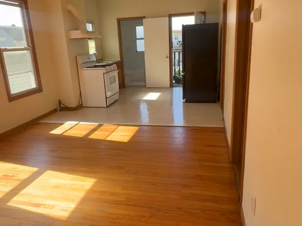 41 Delaware St, Elizabeth, NJ