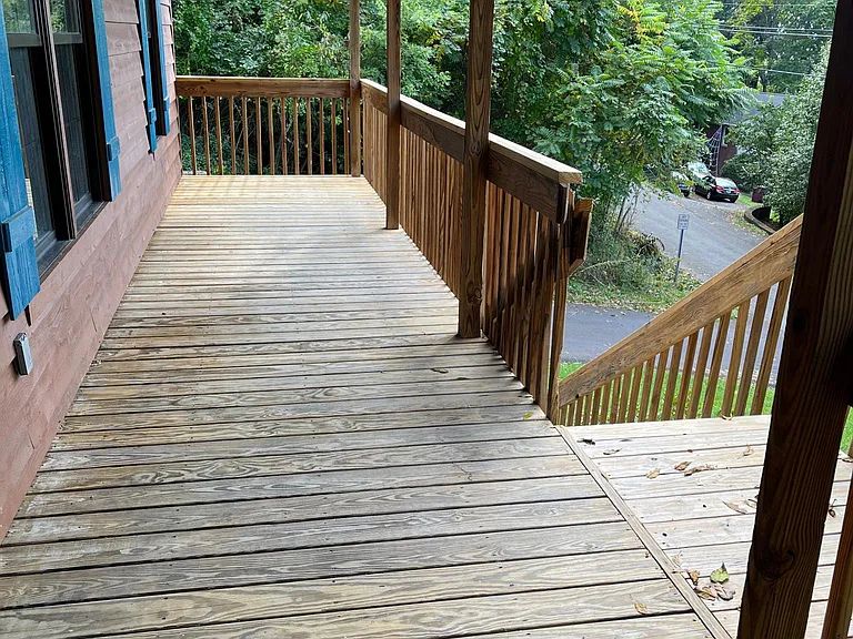 425 W Chestnut St — Photo 11