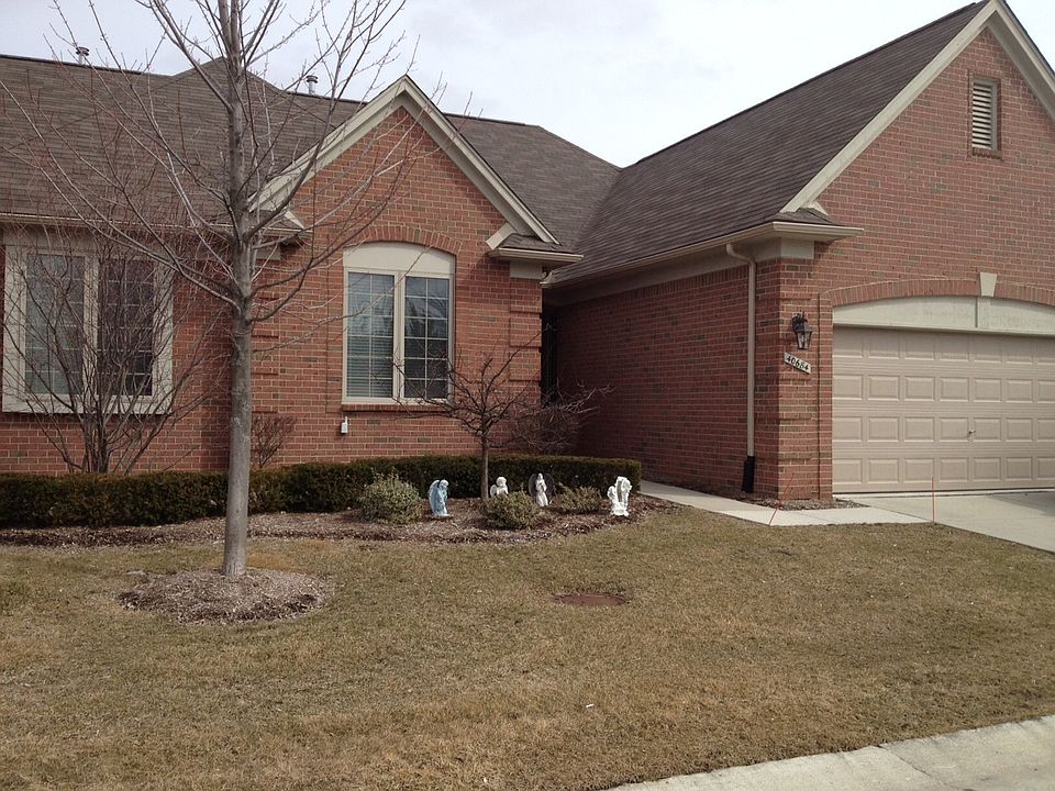 1st image of 40684 Turnberry Dr