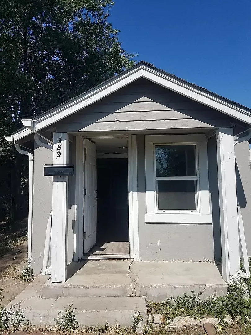 Spacious Railroad Style 1 bed/1 bath Home in Denver, CO- Available 8/21/26! — Photo 1