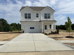 700 Emerson Ln, Westmoreland, TN 37186