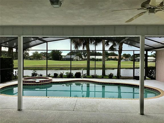 3rd image of 1644 Valley Dr