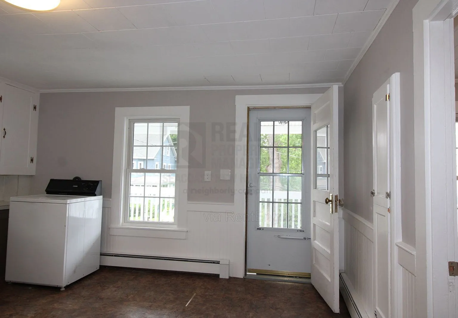 3 bed, 1.0 bath, $1,975 — Photo 4