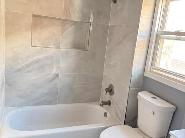 1300 5th Street image 2 of 8