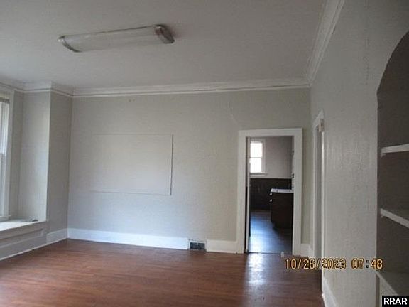 4th image of 403 W Florida St