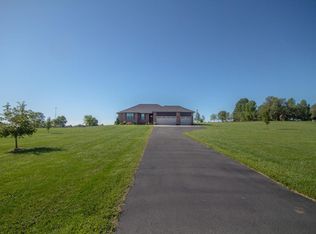 373 Fieldstone Rd, Clever, MO 65631