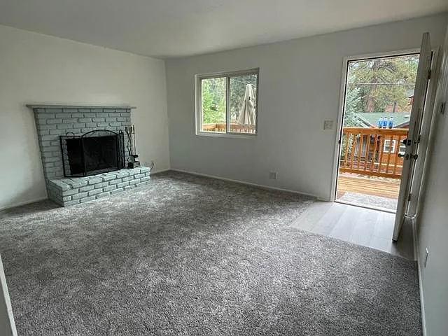2 bed, 768 sqft, $1,700 — Photo 2