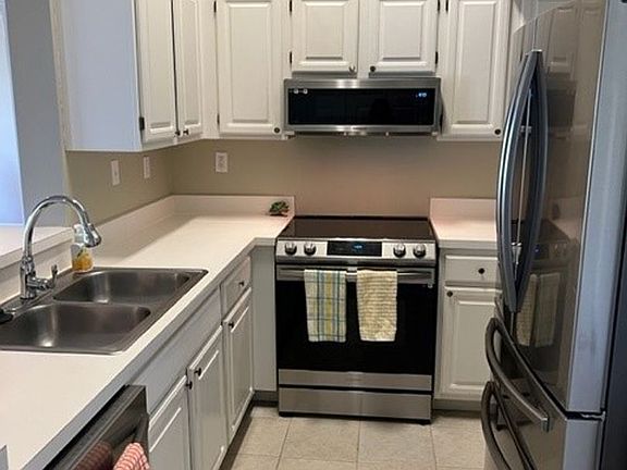 4th image of 10000 52nd Ave APT 95