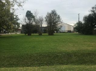803 Atlanta Ave, Nederland, TX 77627