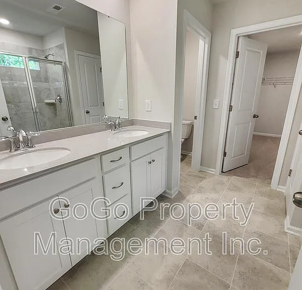 22 Echo Valley Dr — Photo 12