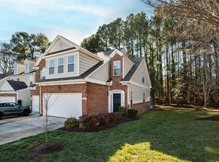 807 Swan Neck Ln, Raleigh, NC 27615