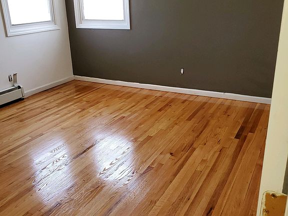 2nd image of 222 Giffords Ln