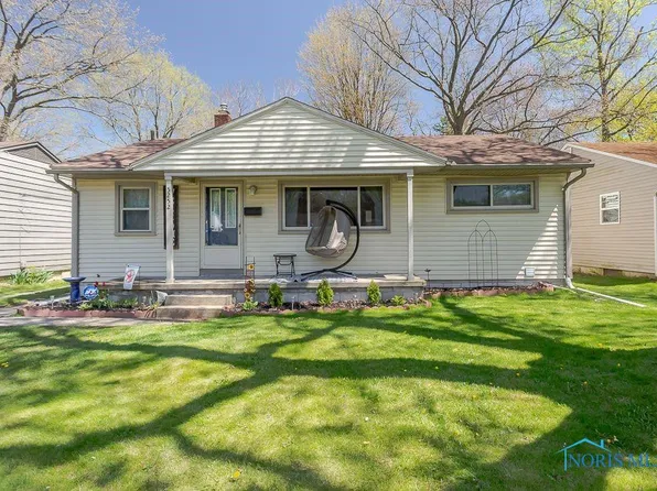 5252 Winona Dr, Toledo, OH 43613