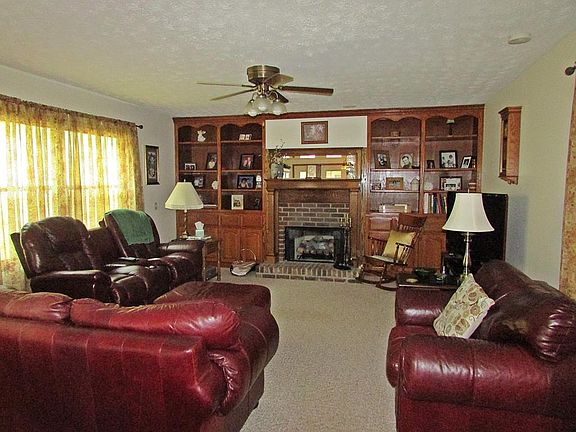 2nd image of 190 Sadler Dr