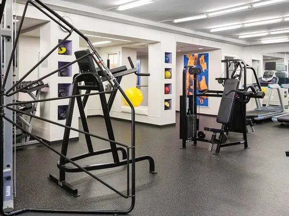 401 East 60th Street image 13 of 15