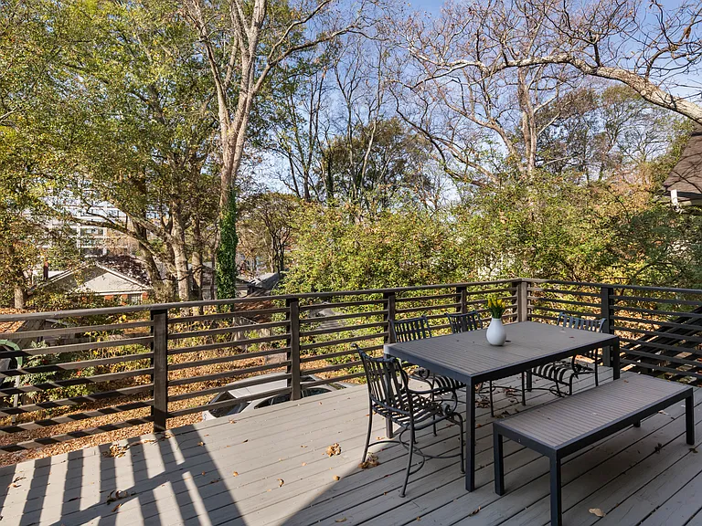 634 Bonaventure Ave NE — Photo 31