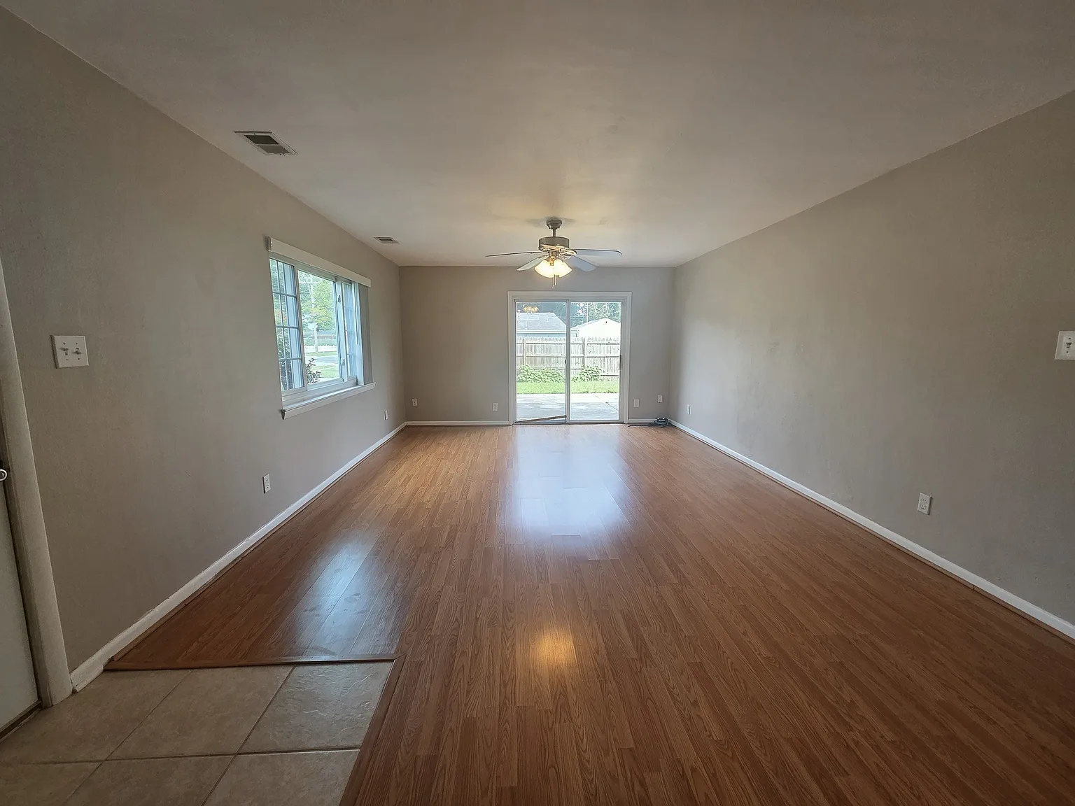3 bed, 1653 sqft, $2,500 — Photo 4
