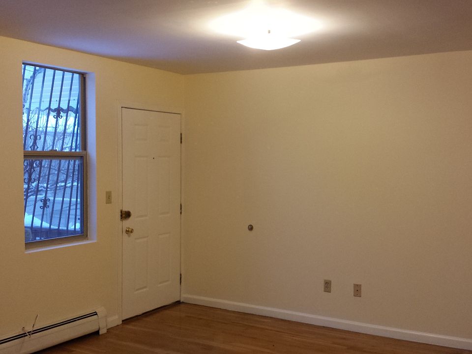 1st image of 301 Palmetto St #1