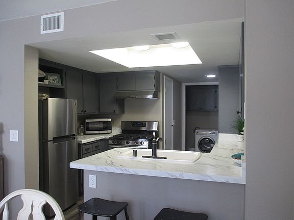 4th image of 24 Village Circle Dr