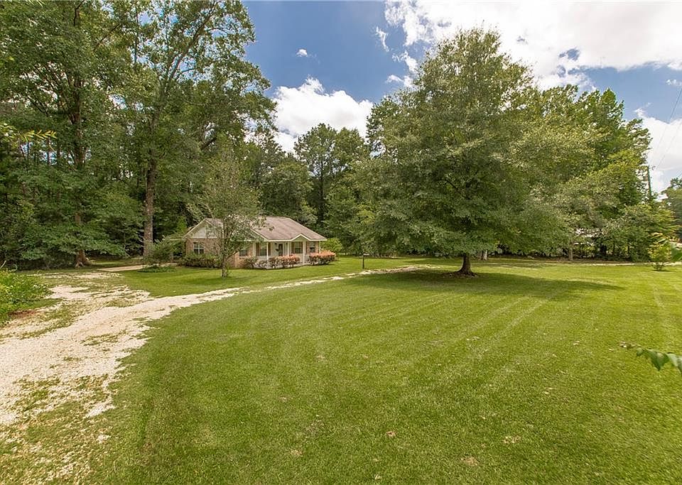 1st image of 63074 Northwood Dr
