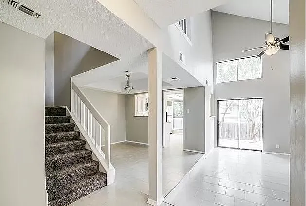 6009 Glen Heather — Photo 3