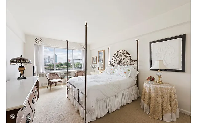 Sold by Douglas Elliman | media 17