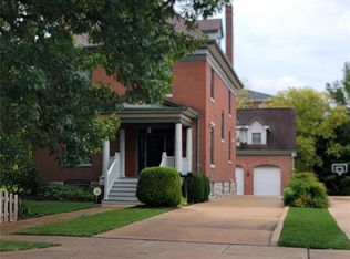 230 W Monroe Ave, Saint Louis, MO 63122