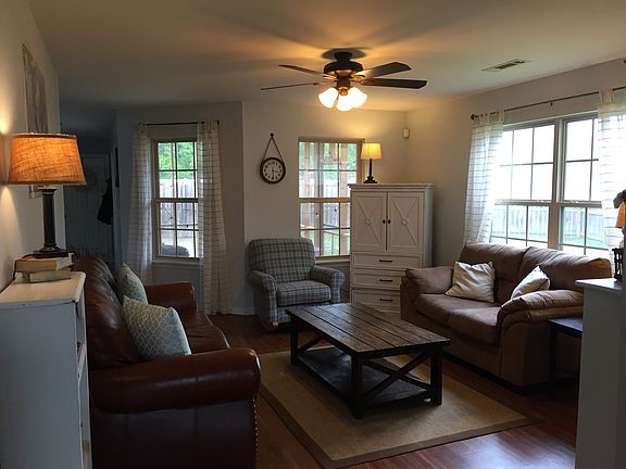 5th image of 2676 N Westminster Dr