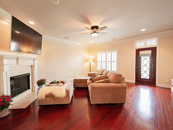 5th image of 2506 Crenshaw Close Ct