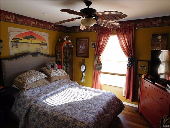 5th image of 1098 Marty Lee Ln