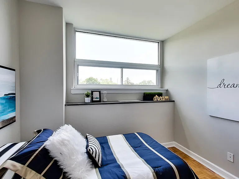 630 Roselawn Ave — Photo 60