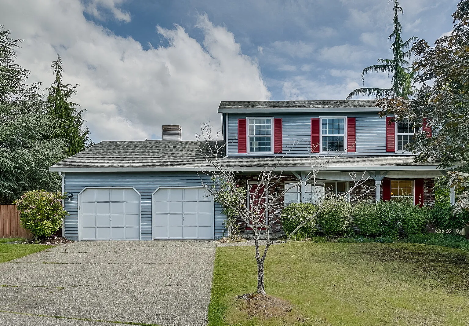 Gorgeous 3 bedroom home in College Hill Skyridge neighborhood of Bellevue — Photo 1