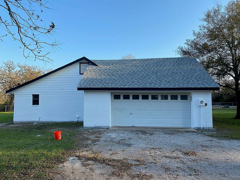 1st image of 9611 Valley View Dr