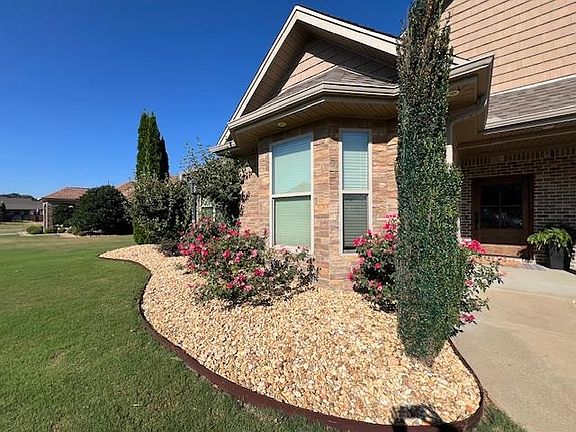 3rd image of 260 Cypress Creek Dr
