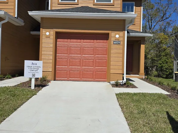 6843 Lake Mist Ln, Jacksonville, FL 32210