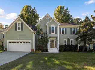 9813 Rockledge Dr, Raleigh, NC 27617