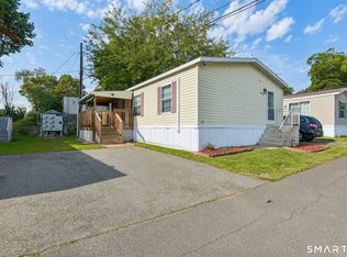 1950 N Broad St APT 25, Meriden, CT 06450