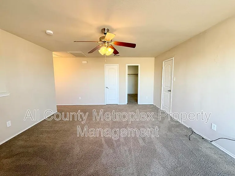 1225 Alder Tree Ln — Photo 6