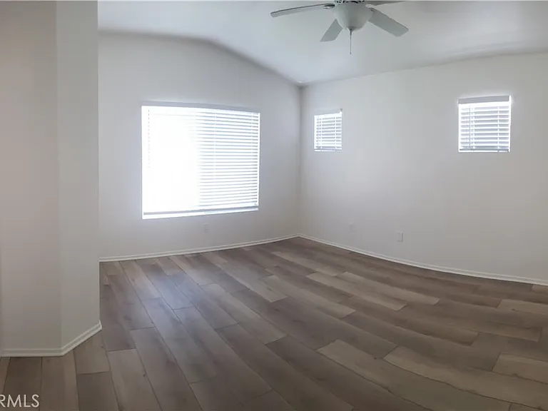 3080 Hampton Ave — Photo 8