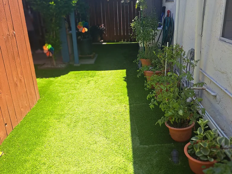 Margaret Ave — Photo 11
