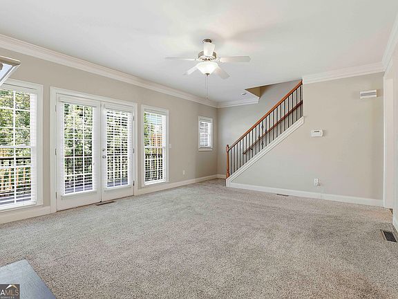 5th image of 803 Lexington Vlg