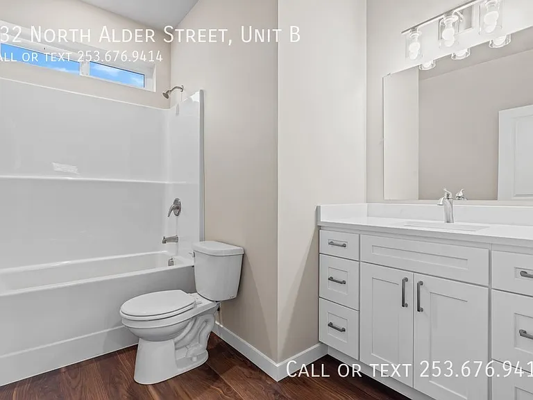 932 N Alder St #B — Photo 16