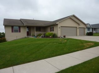 1177 Prominence Dr, Janesville, WI 53545