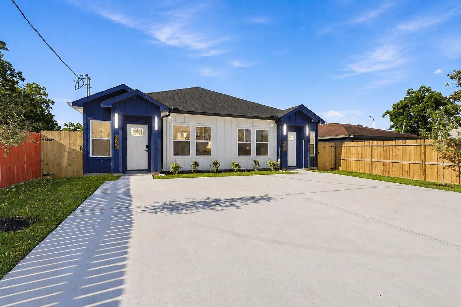 3 bed, 2.0 bath, 1221 sqft, $1,800 — Photo 3
