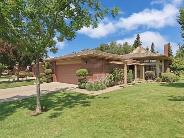 2427 Macarthur Pkwy, Lodi, CA 95242
